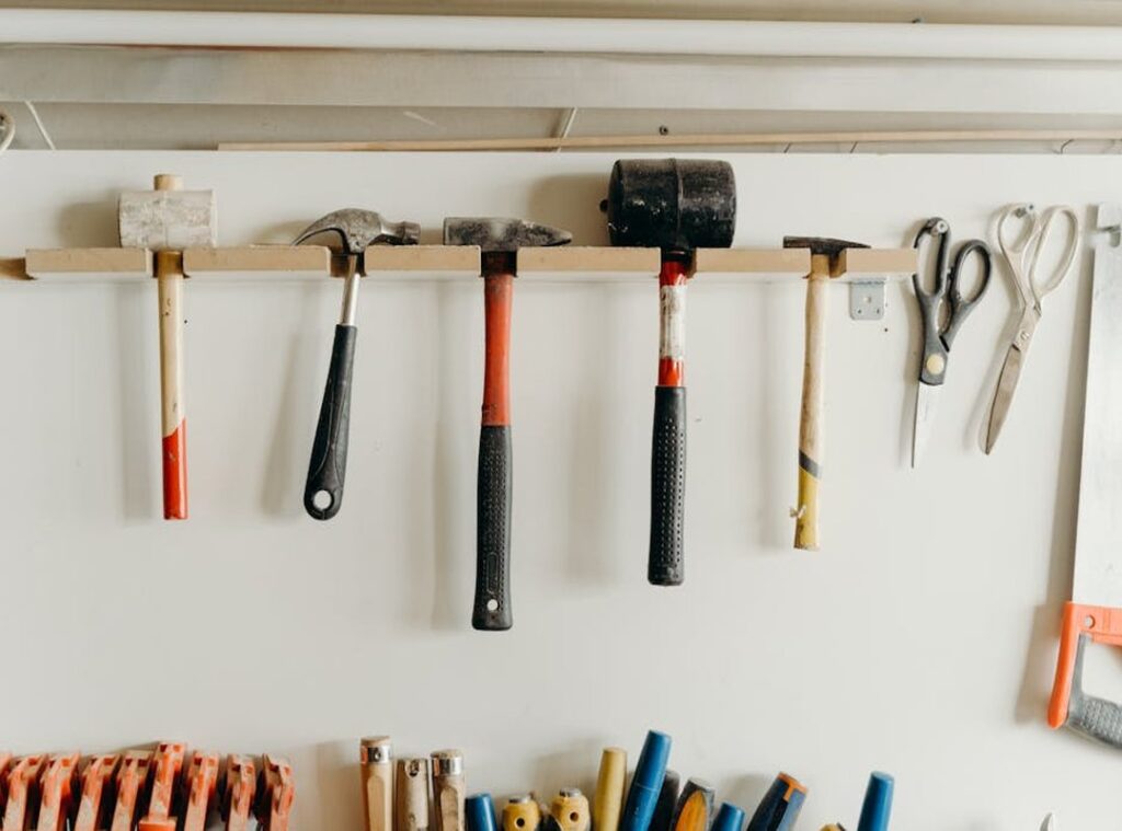 How to Organize Your Garage Livpristhouse